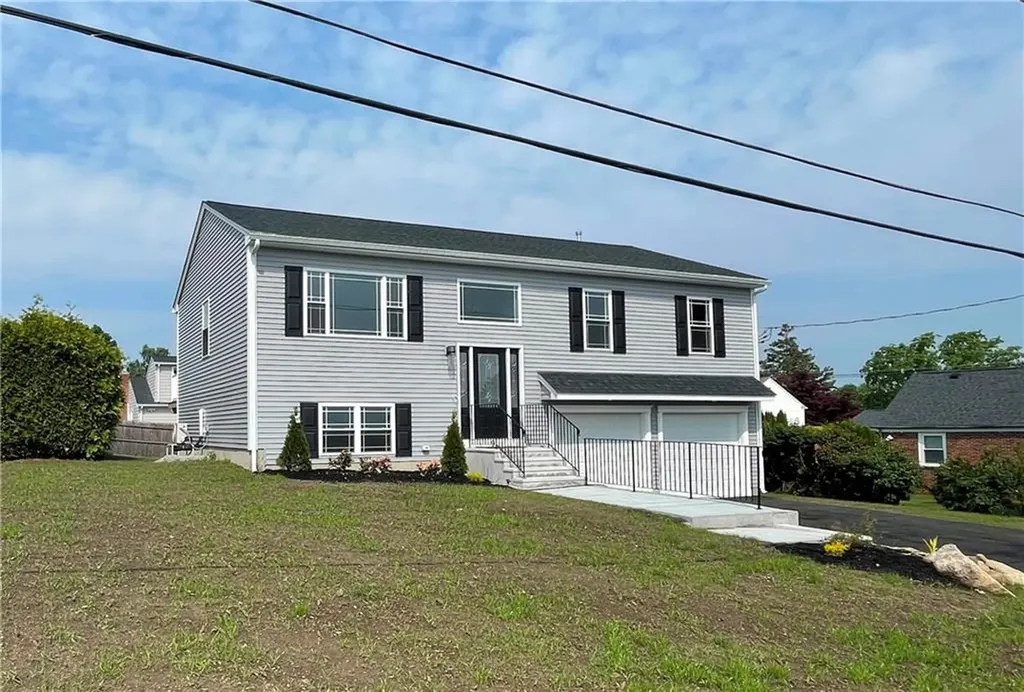 9 Neutaconkanut Road Johnston RI 02919