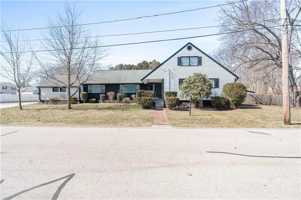 60 Kinne Street West Warwick RI 02893