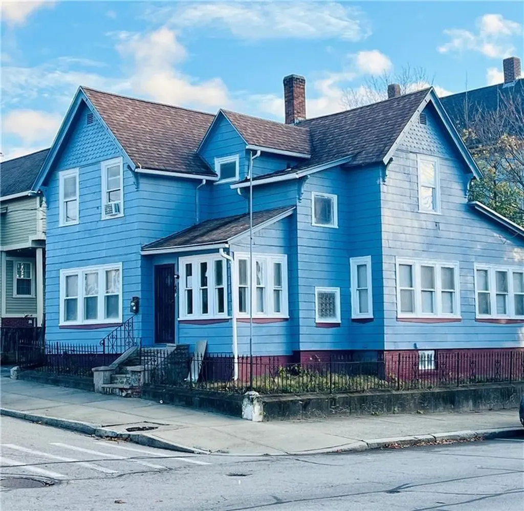 46 Sterry Street Pawtucket RI 02860
