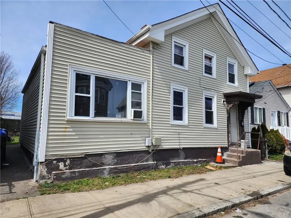 15 Noyes Avenue Providence RI 02907