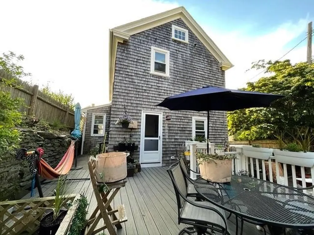 20 West Street Newport RI 02840