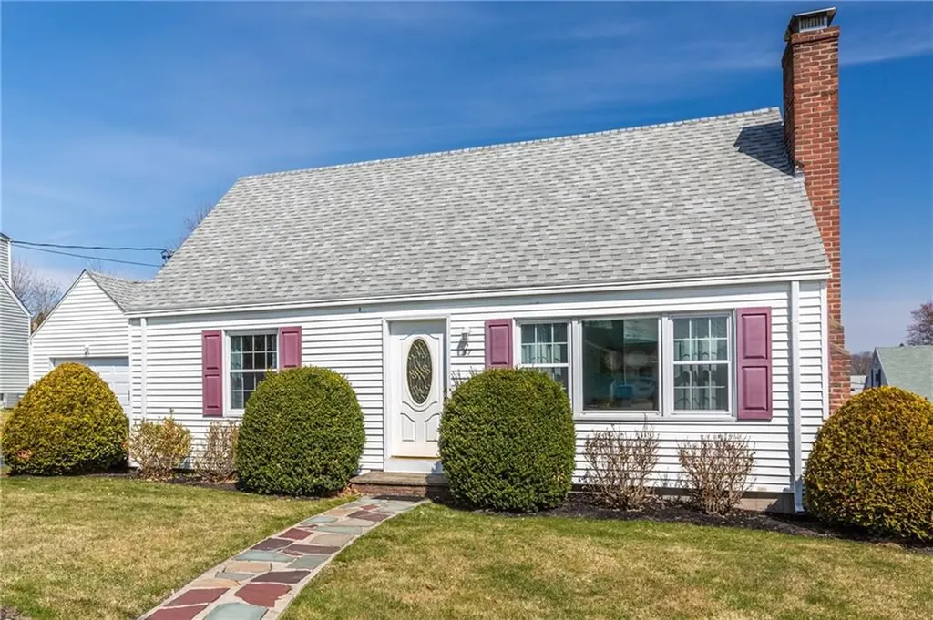 37 Coulters Road Cranston RI 02920