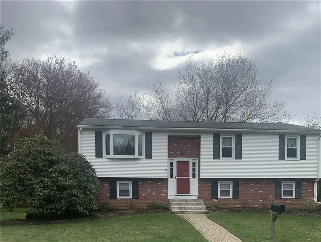 151 Butternut Drive North Kingstown RI 02852