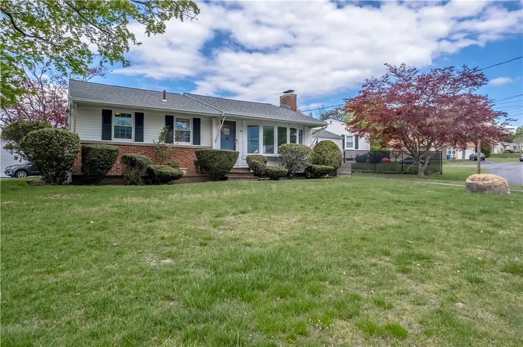 24 Scenic Drive Cranston RI 02920