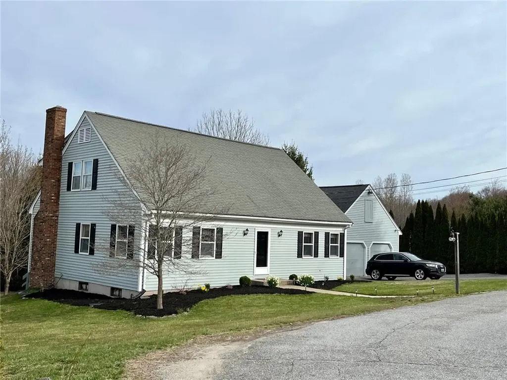 54 Angell Road Cumberland RI 02864