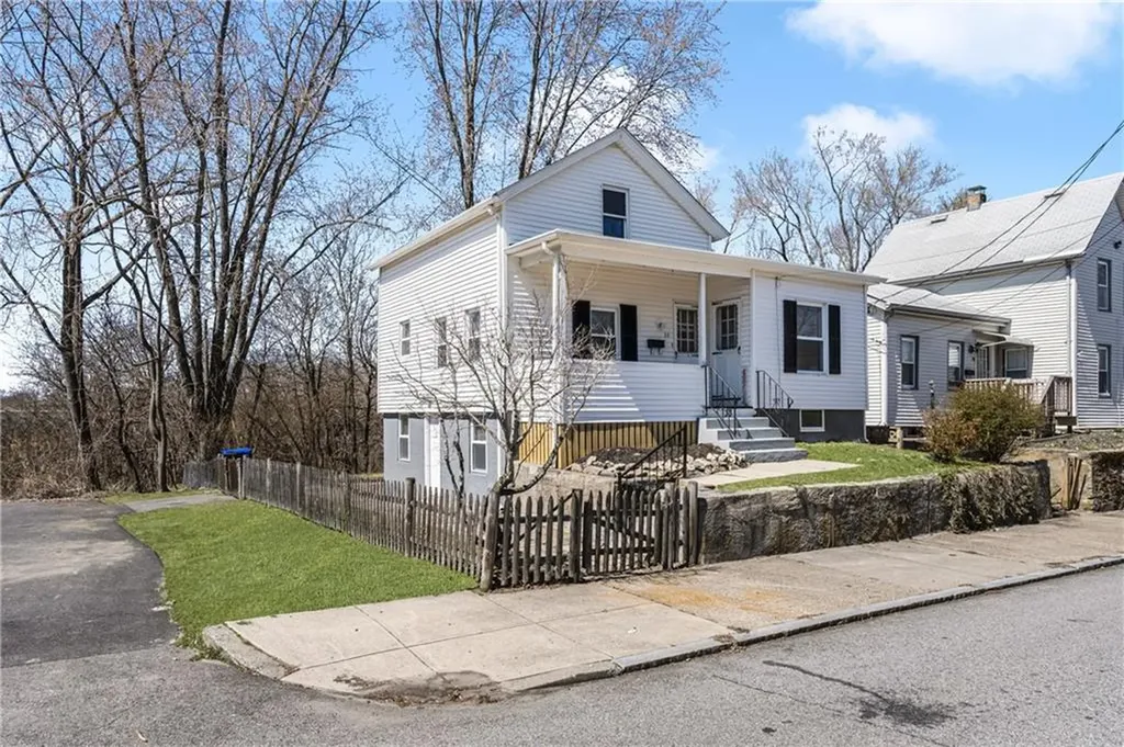 33 Hurley Avenue Pawtucket RI 02860