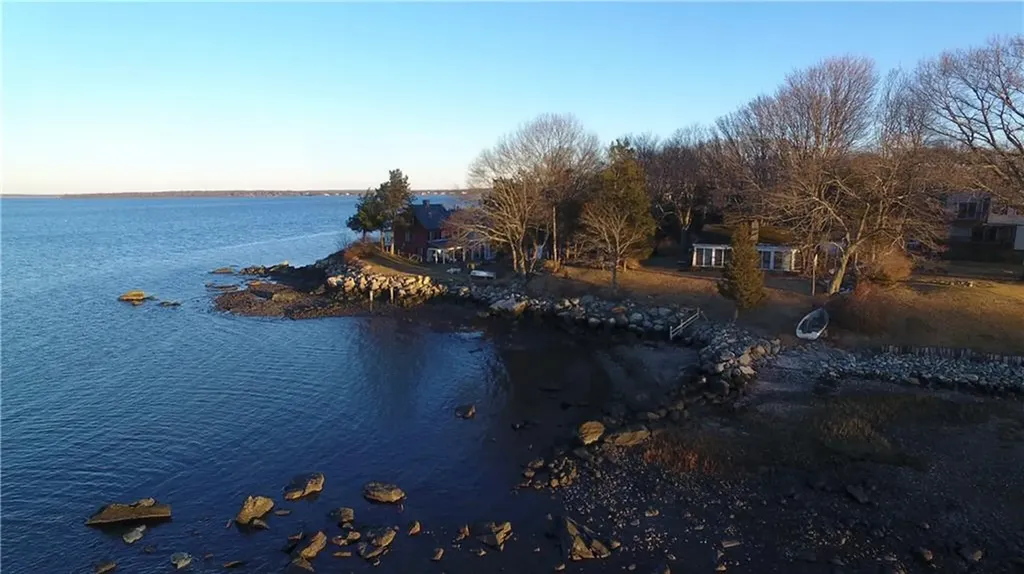 165 Buena Vista Drive North Kingstown RI 02852