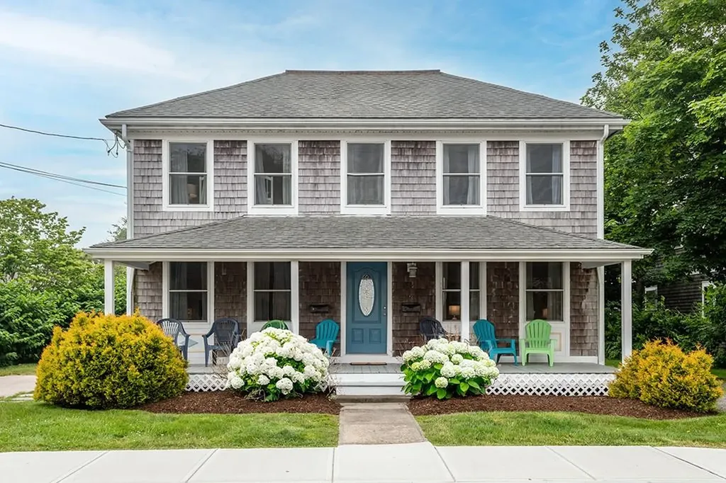30 Rodman Street Narragansett RI 02882
