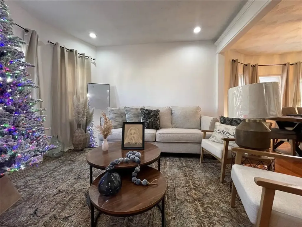 27 What Cheer Avenue Providence RI 02909