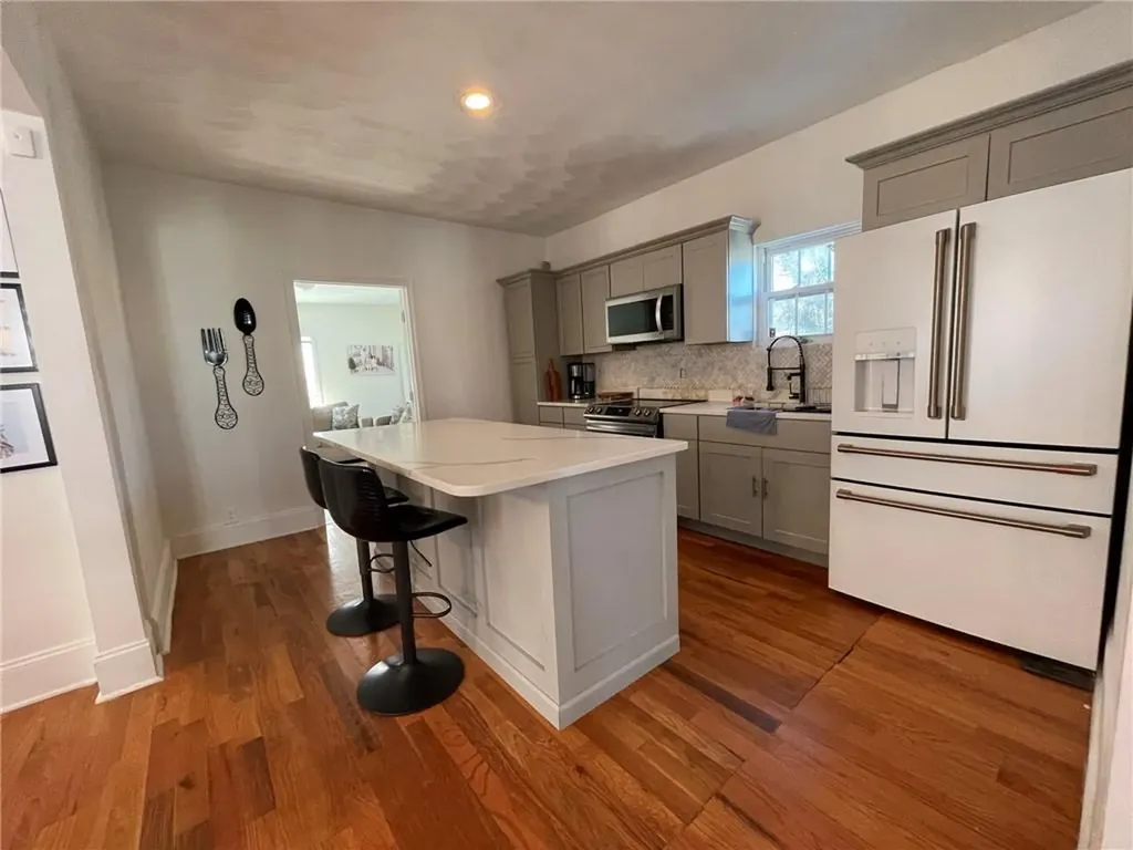 27 What Cheer Avenue Providence RI 02909