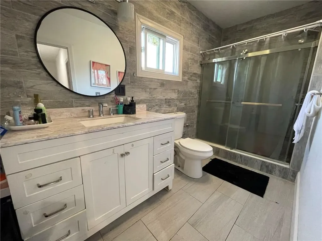 27 What Cheer Avenue Providence RI 02909