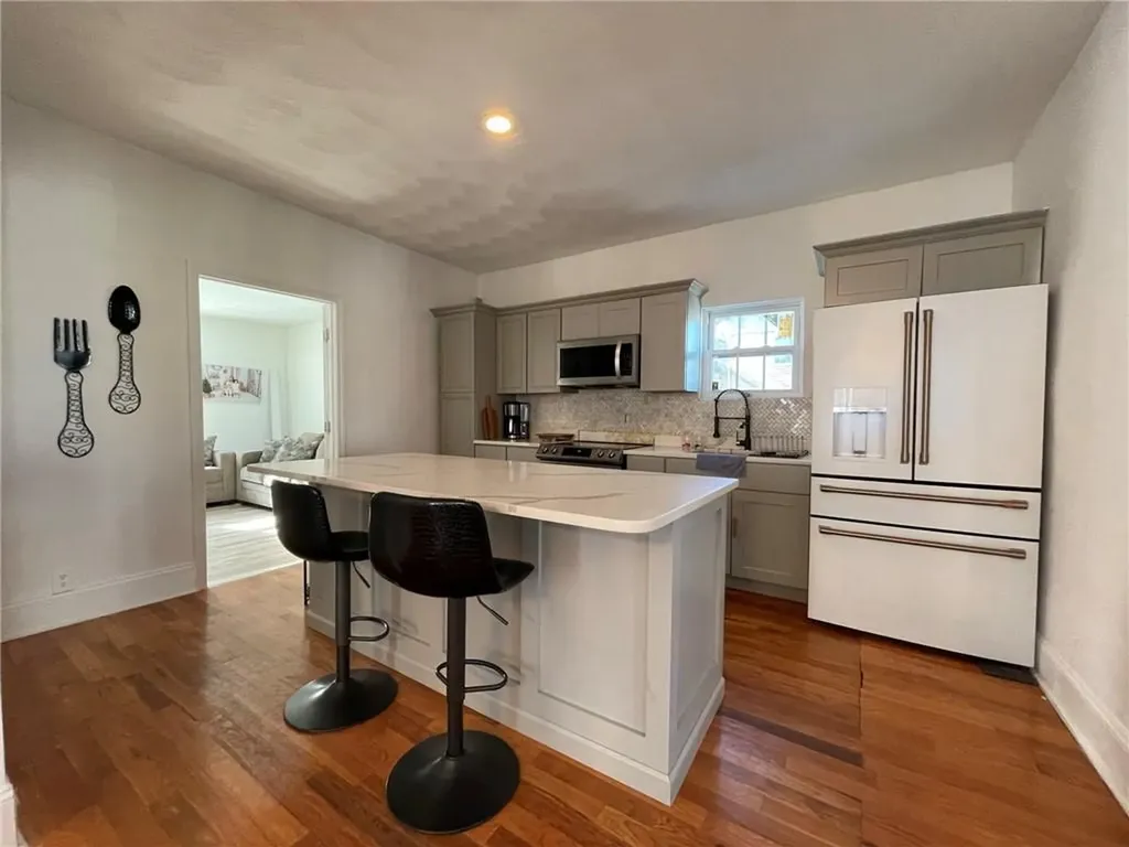 27 What Cheer Avenue Providence RI 02909