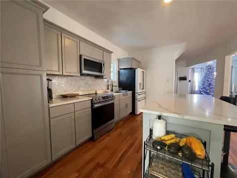 27 What Cheer Avenue Providence RI 02909