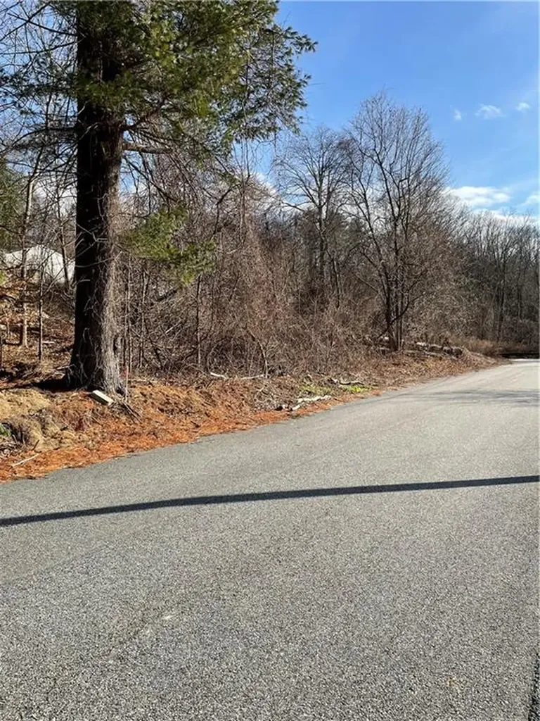 27 Oxford Road Cumberland RI 02864