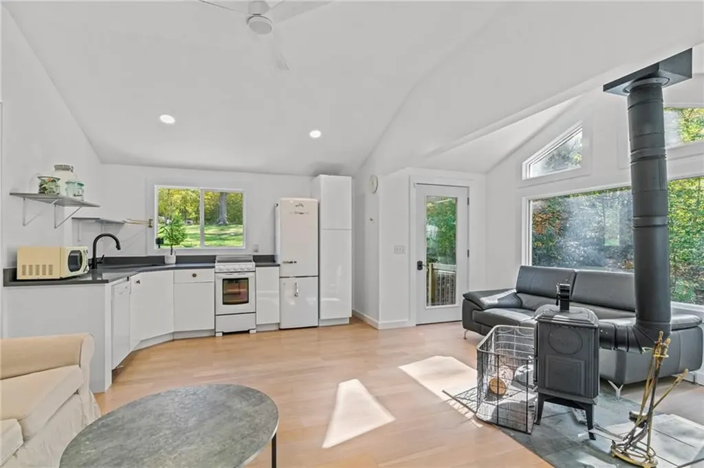 45 Boombridge Road Westerly RI 02891