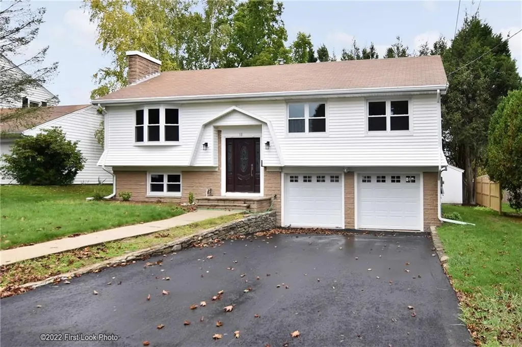 10 Fairbanks Avenue East Providence RI 02914