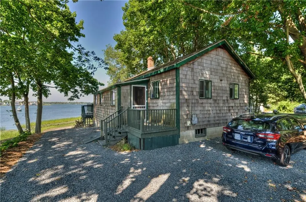 550 Park Avenue Portsmouth RI 02871
