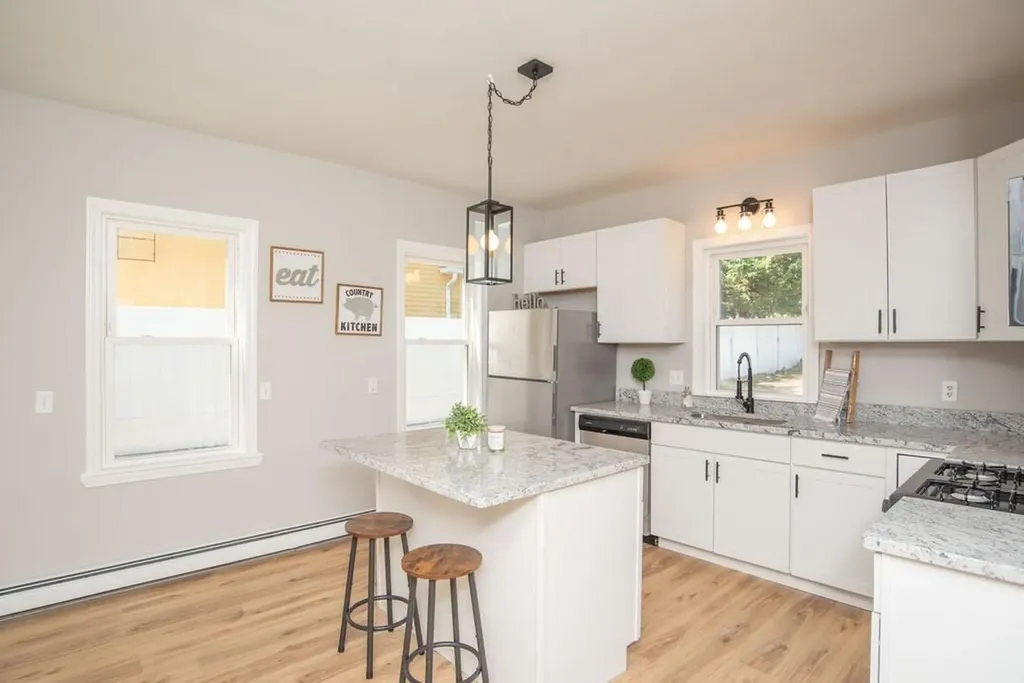 272 Veazie Street Providence RI 02904