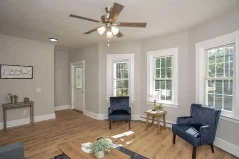 272 Veazie Street Providence RI 02904