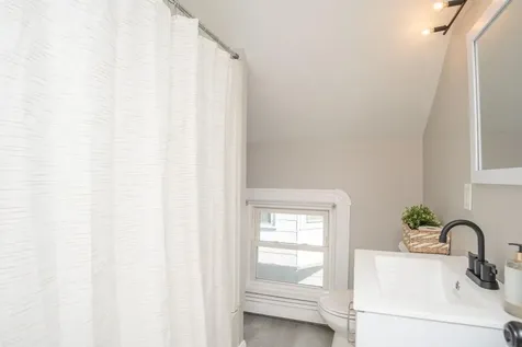 272 Veazie Street Providence RI 02904