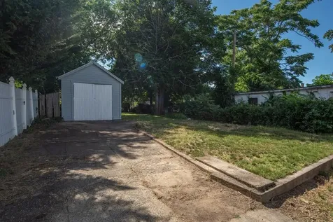 272 Veazie Street Providence RI 02904