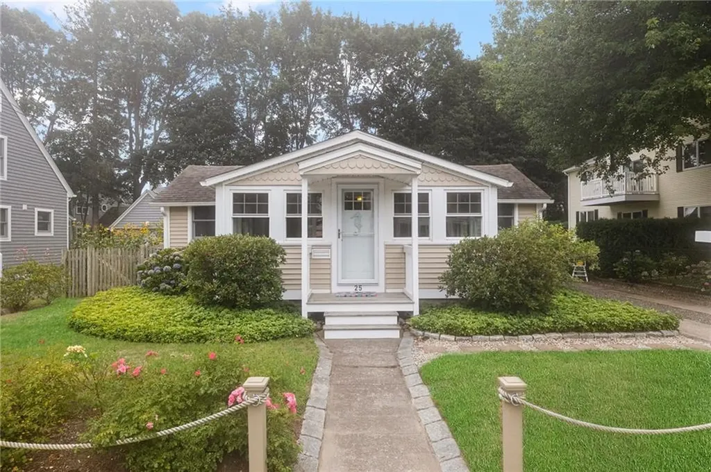 25 Buena Vista Drive Real Estate Listing for Sale MLS#1317377