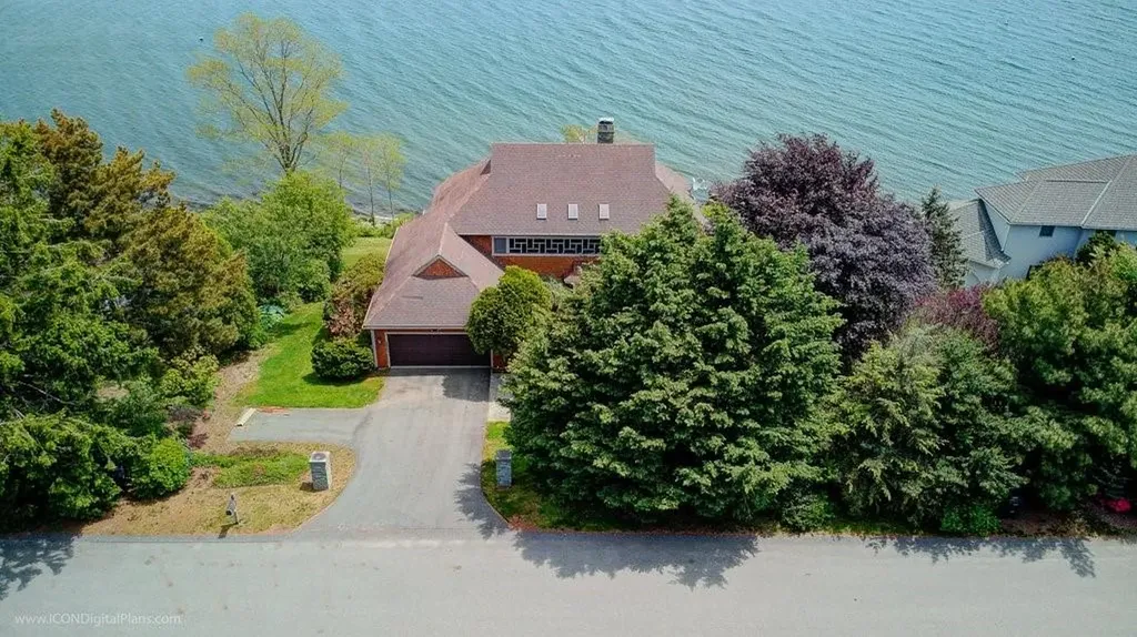 94 Annette Drive Portsmouth RI 02871