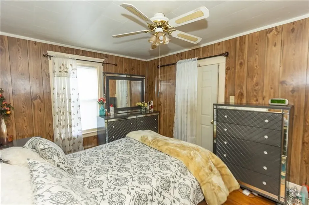 219 Crawford Street Woonsocket RI 02895
