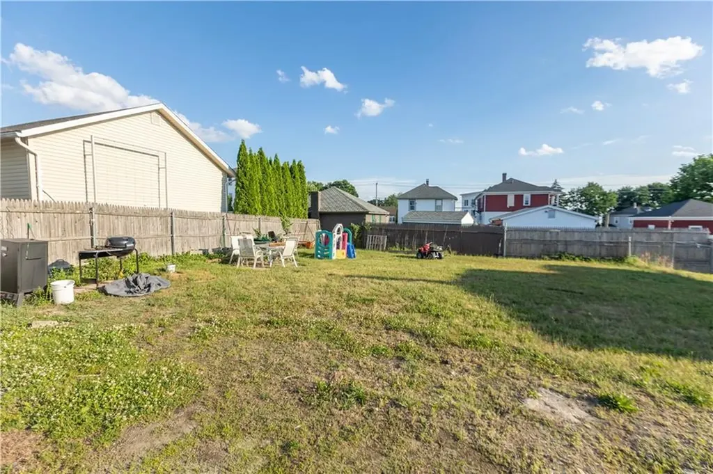 219 Crawford Street Woonsocket RI 02895