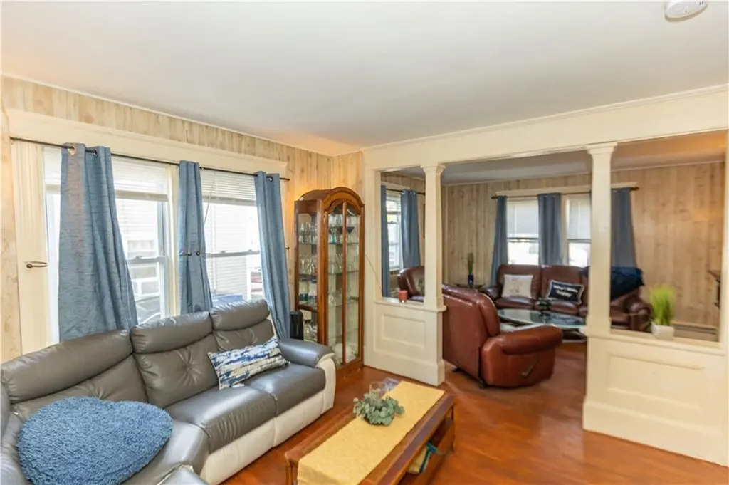 219 Crawford Street Woonsocket RI 02895