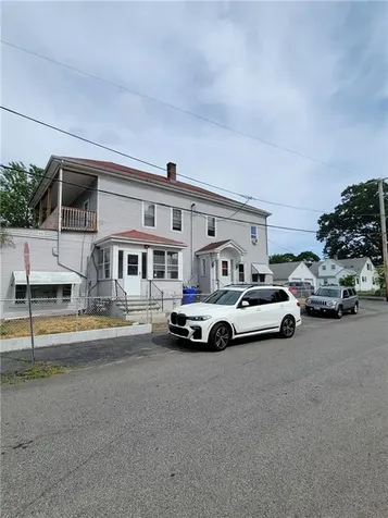 83 Chaplin Street Pawtucket RI 02861