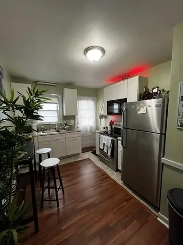 83 Chaplin Street Pawtucket RI 02861
