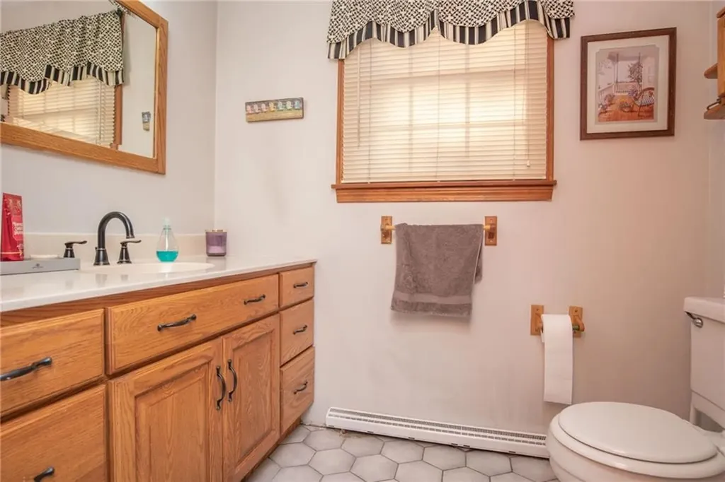 50 Tower Hill Road Tiverton RI 02878