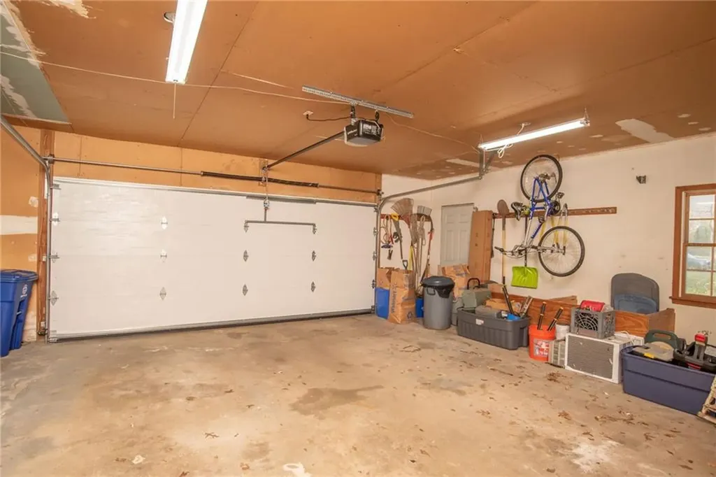 50 Tower Hill Road Tiverton RI 02878