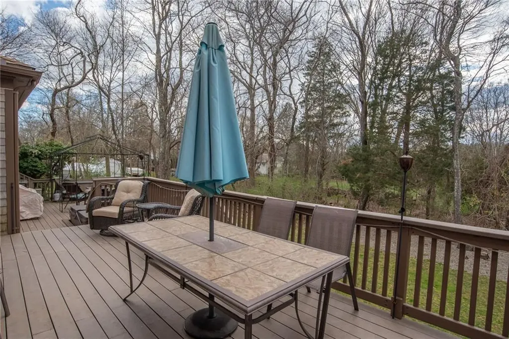 50 Tower Hill Road Tiverton RI 02878