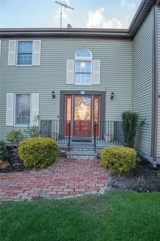 50 Tower Hill Road Tiverton RI 02878