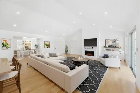 1 Pico Circle Johnston RI 02919