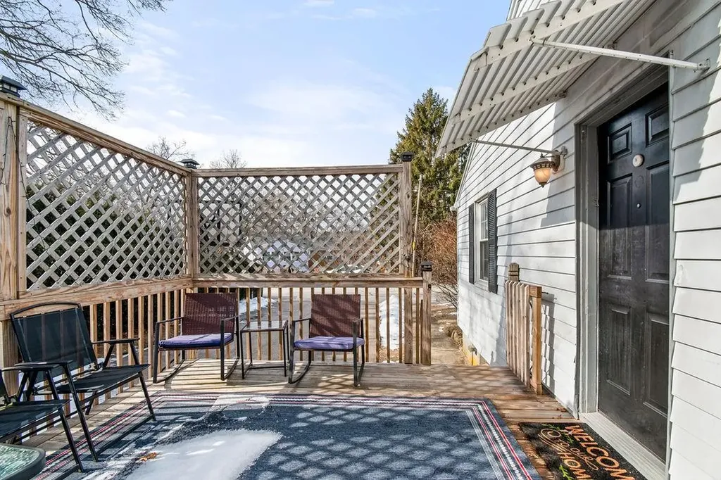 53 Roundway Drive Coventry RI 02816