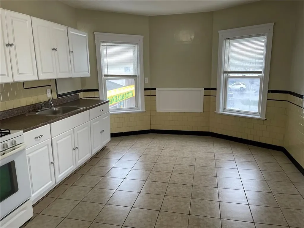 168 Whitehall Street Providence RI 02909
