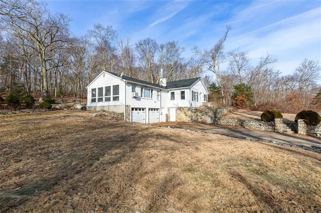 31 Cucumber Hill Road Foster RI 02825