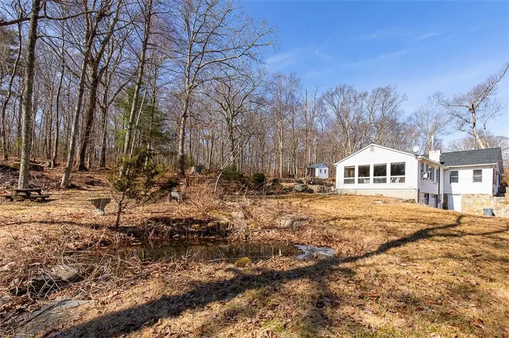 31 Cucumber Hill Road Foster RI 02825