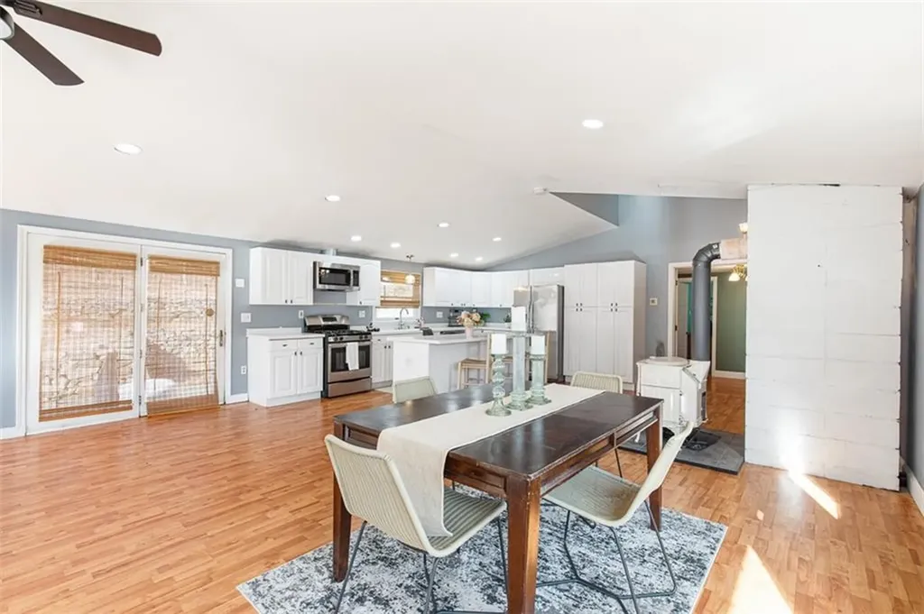 31 Cucumber Hill Road Foster RI 02825