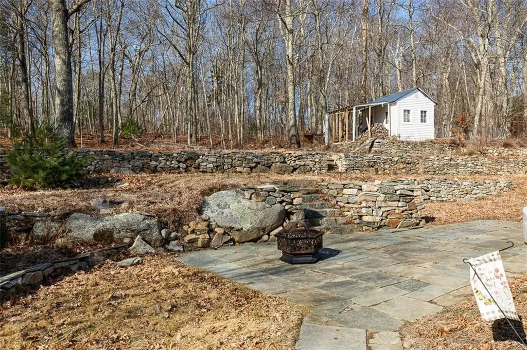 31 Cucumber Hill Road Foster RI 02825