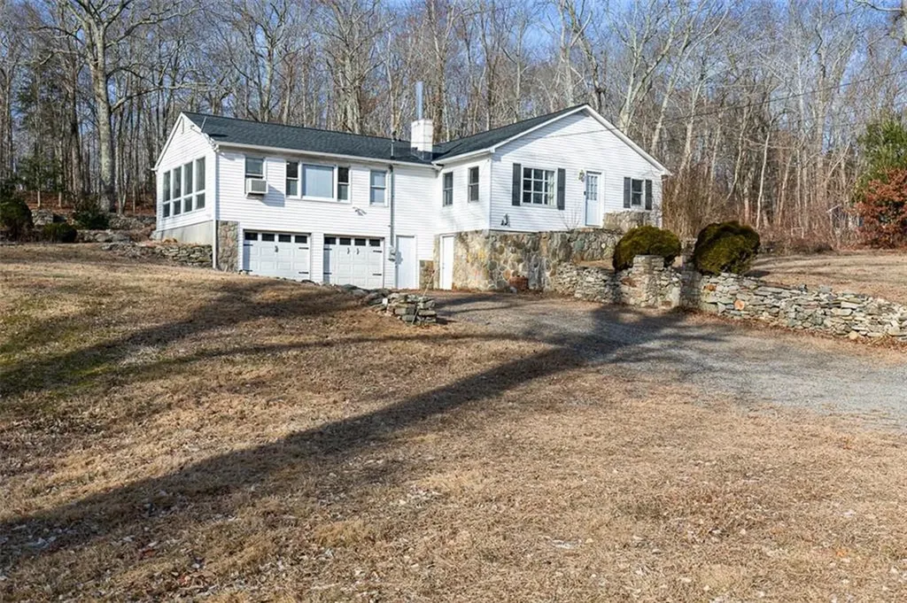 31 Cucumber Hill Road Foster RI 02825
