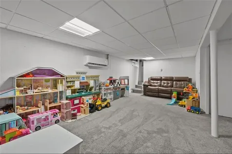 32 Deer Run Trail Smithfield RI 02917