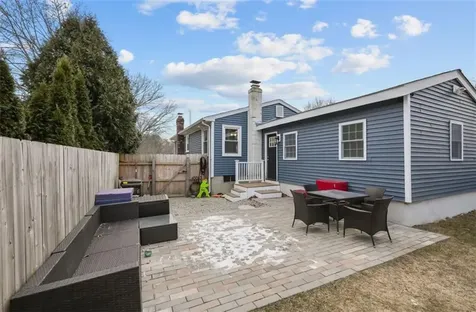 32 Deer Run Trail Smithfield RI 02917