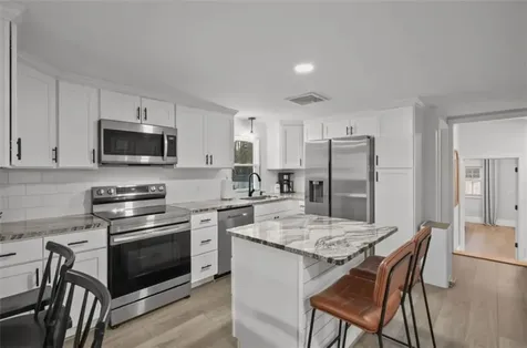 32 Deer Run Trail Smithfield RI 02917