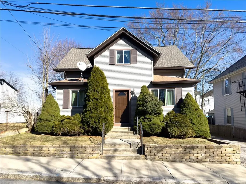 53 Merida Avenue Woonsocket RI 02895