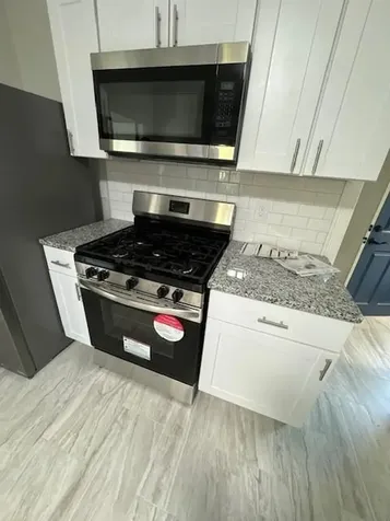 139 Bradford Street Bristol RI 02809