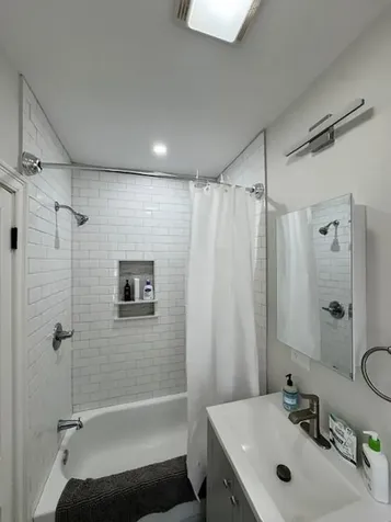 139 Bradford Street Bristol RI 02809